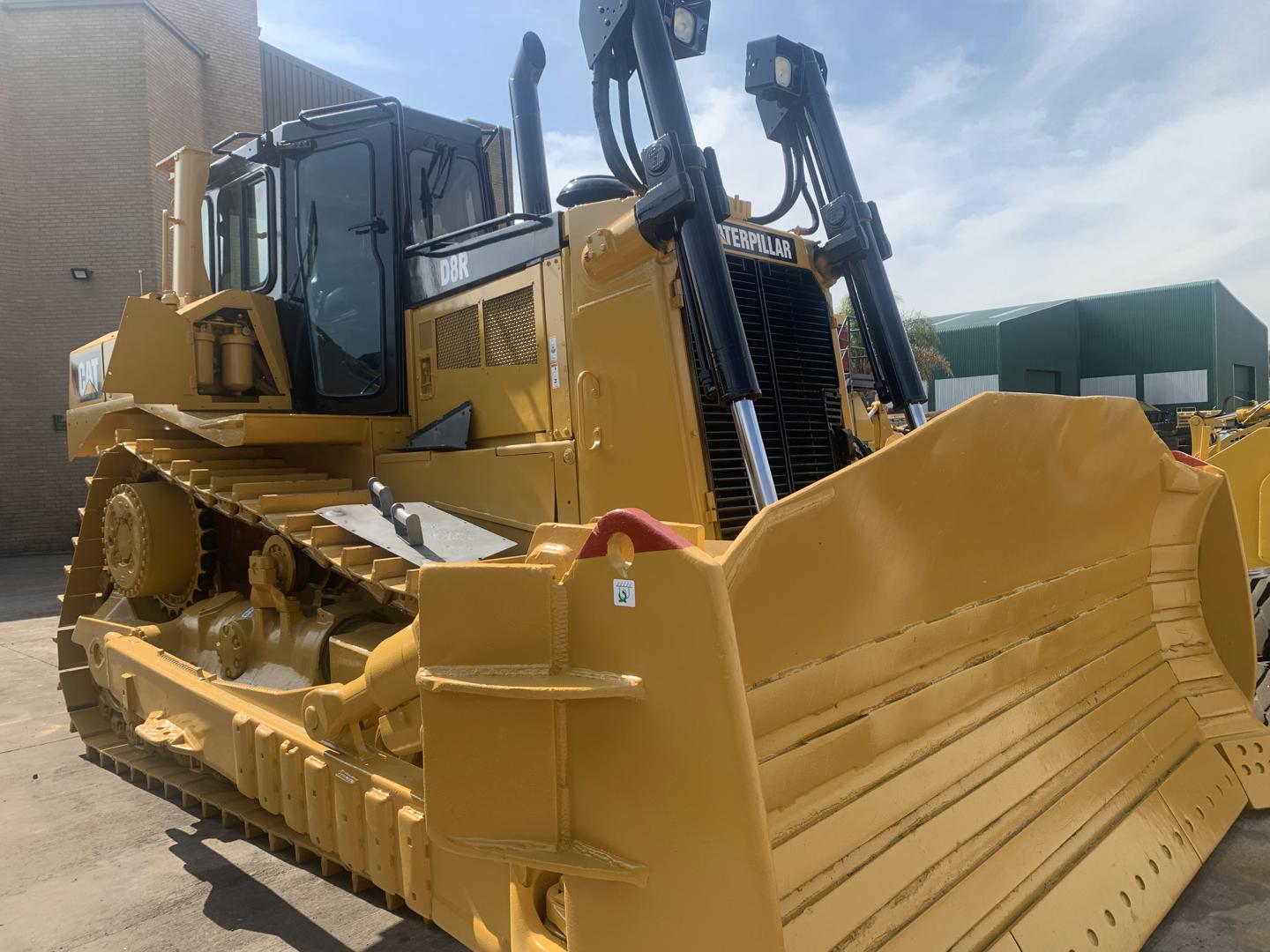  CAT D8R